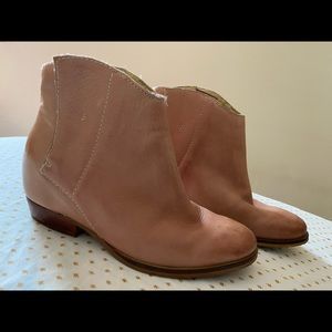 Anthropologie Latigo Aria Hidden Wedge Booties - 6M
